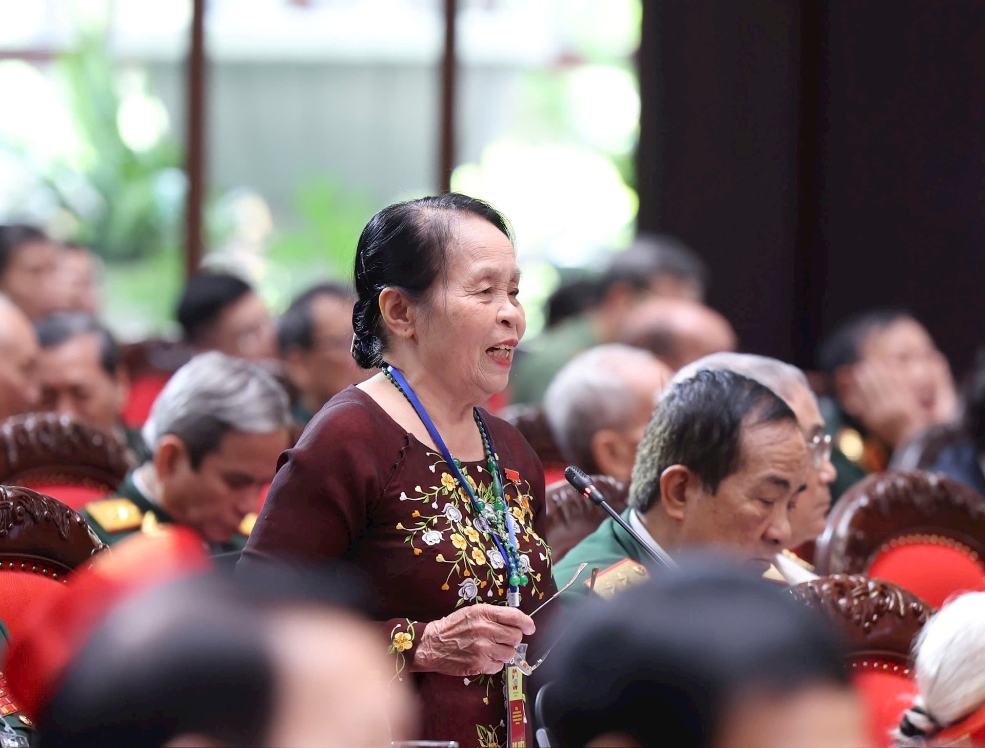 Tổng Bí thư Tô Lâm gặp mặt cán bộ lão thành cách mạng, người có công, gia đình chính sách tiêu biểu khu vực miền Bắc- Ảnh 4.