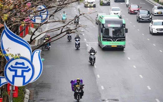 Xe buýt Hà Nội sẽ tăng cường vận hành trong dịp nghỉ 30/4 - 1/5.
