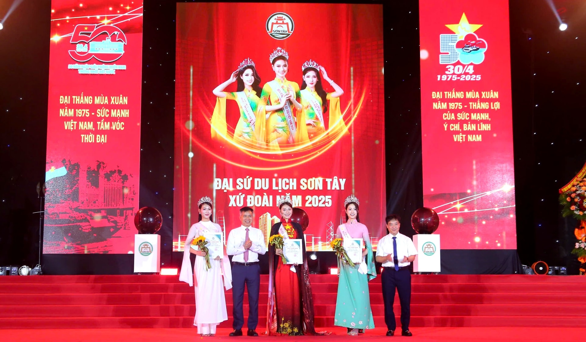 Tưng bừng khai mạc Năm du lịch Sơn Tây - xứ Đoài 2025- Ảnh 8.
