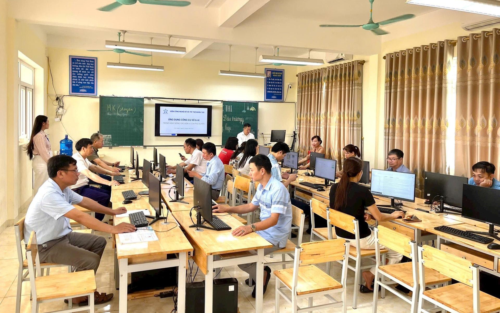 Phú Xuyên: Điểm sáng trong thực hiện Nghị quyết số 57 của Bộ Chính trị