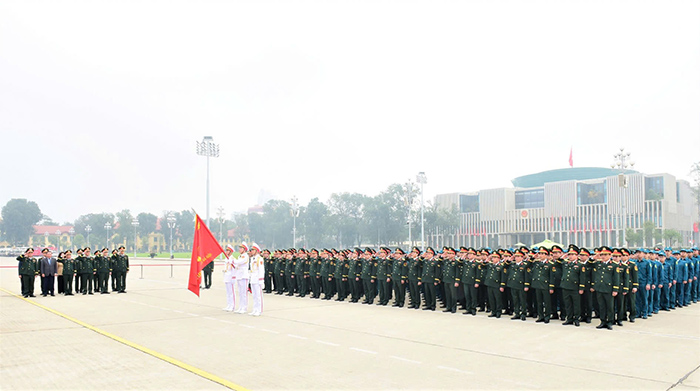 Capital militia force pays tribute to President Ho Chi Minh on 90th founding anniversary- Ảnh 1.