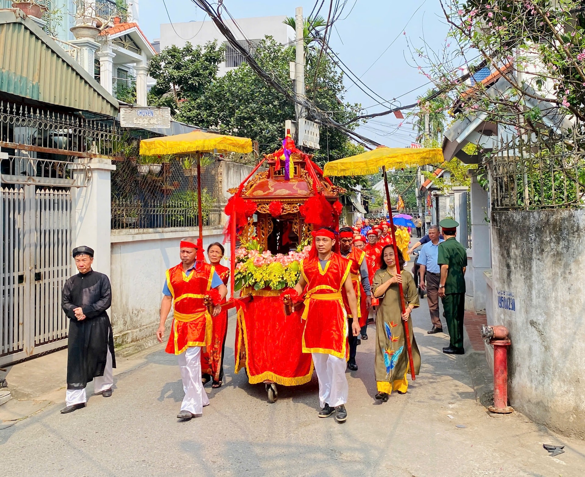 Tưng bừng Lễ hội truyền thống làng Phúc Xá - quê hương Danh tướng Lý Thường Kiệt- Ảnh 2.