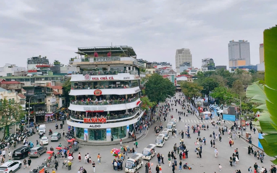 Điều chỉnh giao thông khu vực Quảng trường Đông Kinh - Nghĩa Thục bắt đầu từ ngày 7/4 đến ngày 30/4/2025.