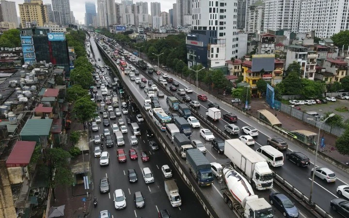 Cấm phương tiện lưu thông ban đêm trên đường Vành đai 3 trên cao, hướng siêu thị Big C - Mai Dịch