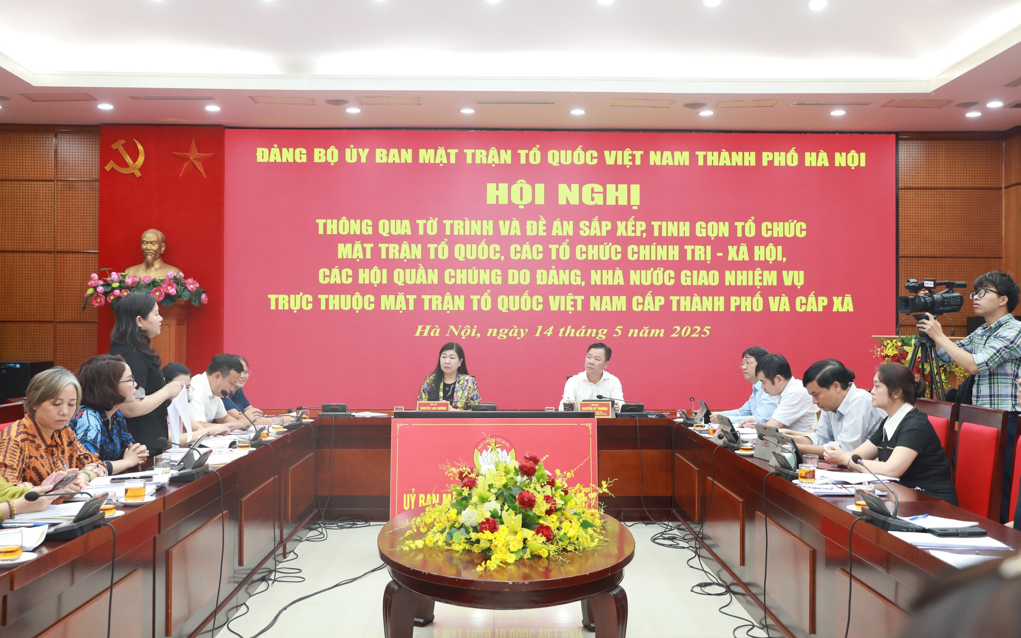 Các đại biểu dự Hội nghị