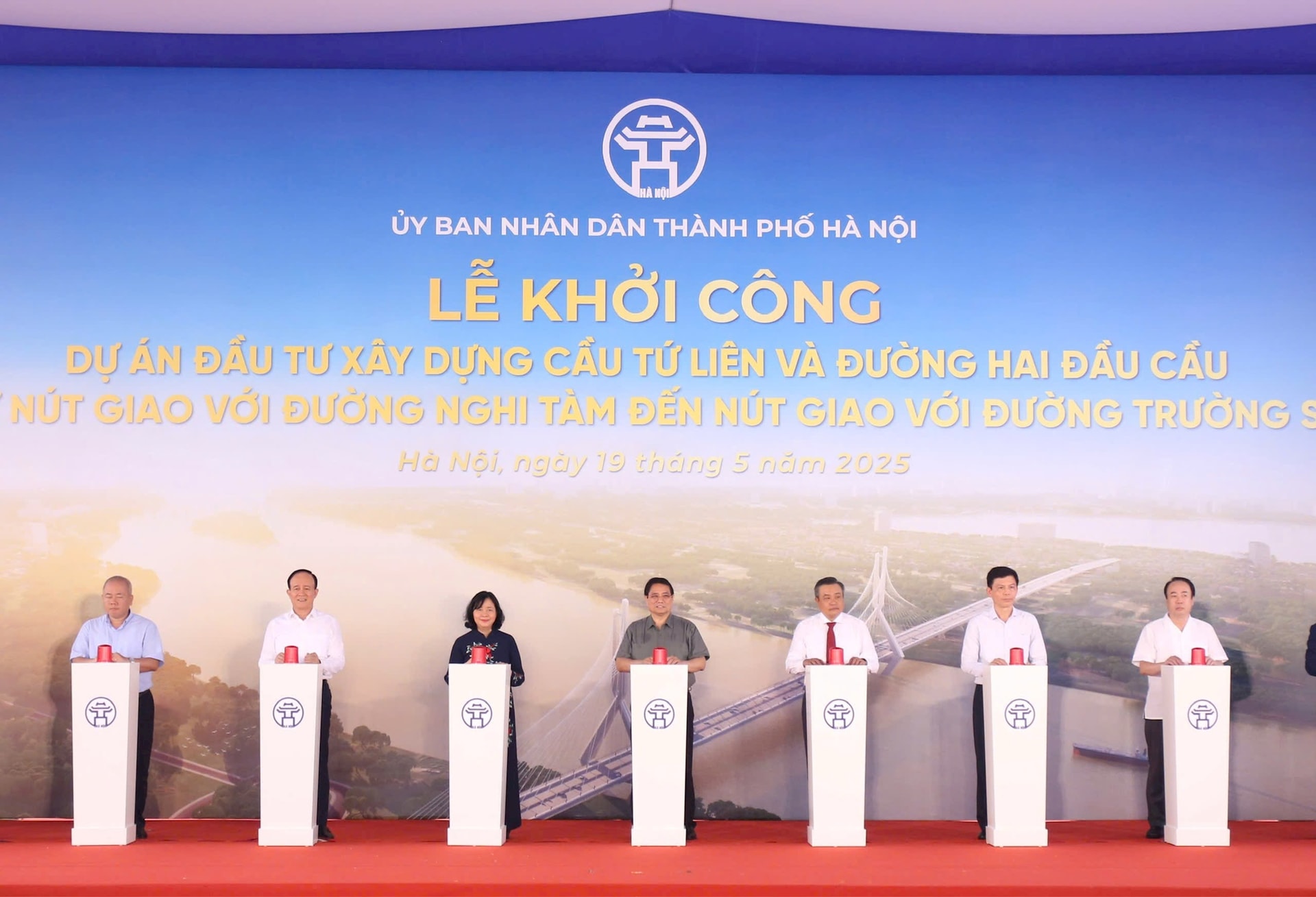 Thủ tướng Phạm Minh Chính phát lệnh khởi công cầu Tứ Liên, yêu cầu hoàn thành trong 24 tháng- Ảnh 8.