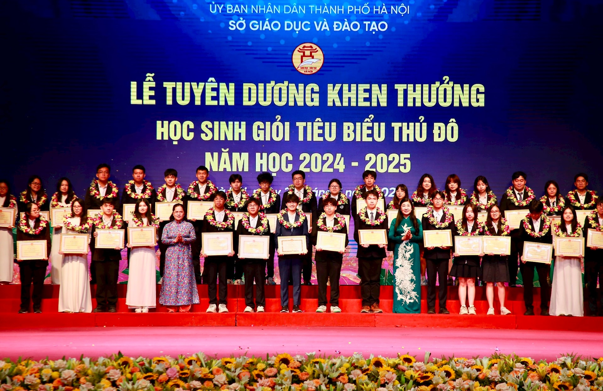 Tuyên dương học sinh giỏi tiêu biểu Thủ đô, năm học 2024-2025- Ảnh 9.