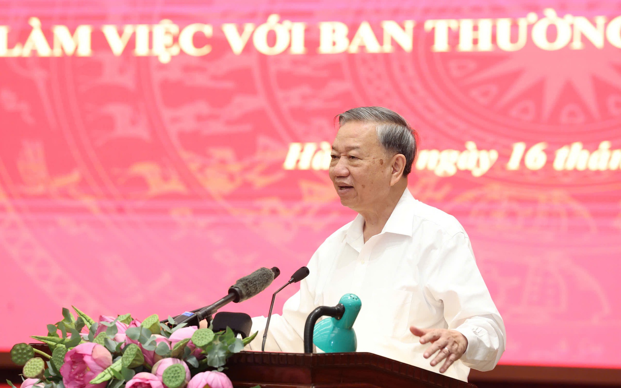 Tổng Bí thư Tô Lâm phát biểu kết luận buổi làm việc với Ban Thường vụ Thành ủy Hà Nội