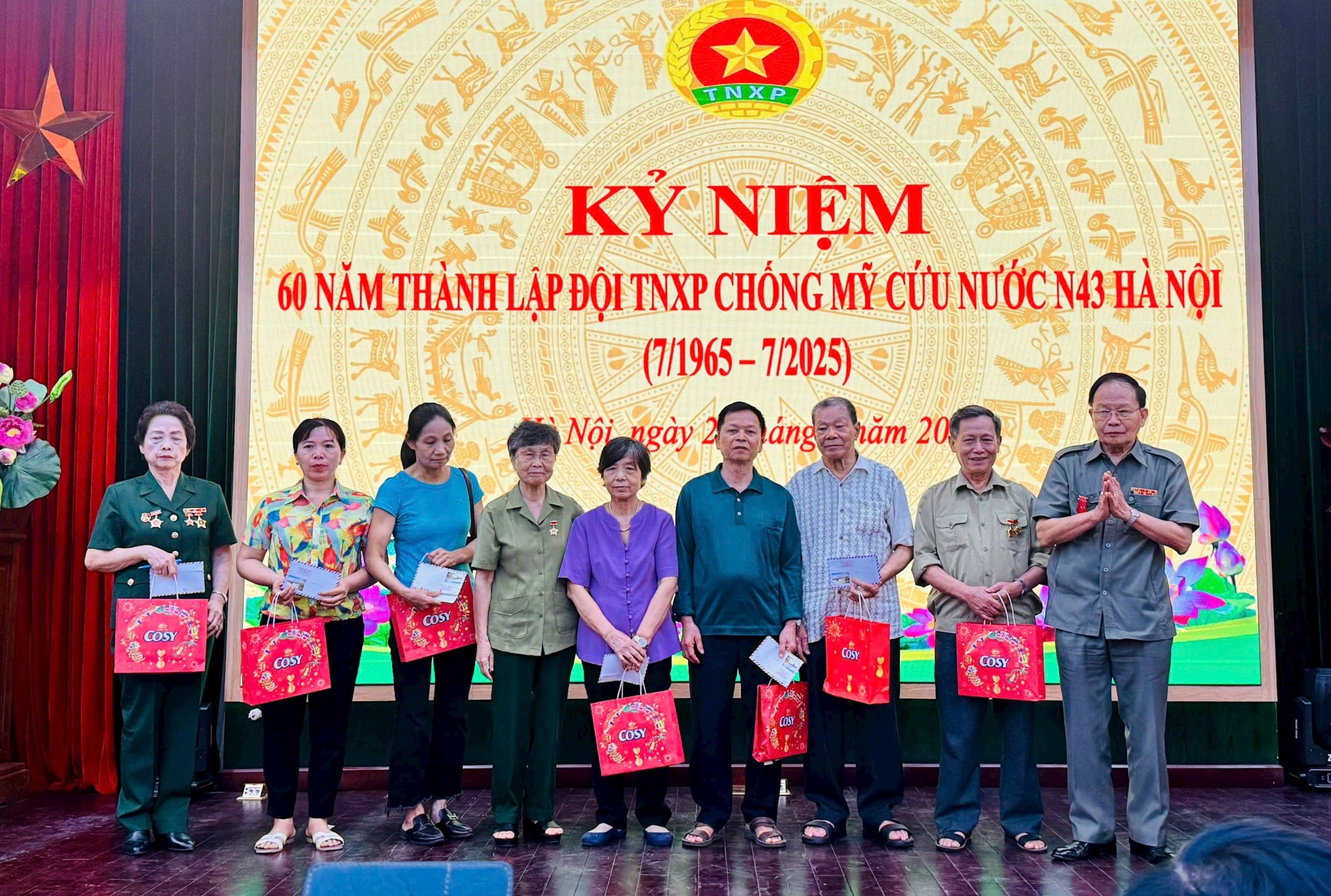 Kỷ niệm 60 năm thành lập Đội Thanh niên xung phong chống Mỹ cứu nước N43 Hà Nội- Ảnh 4.