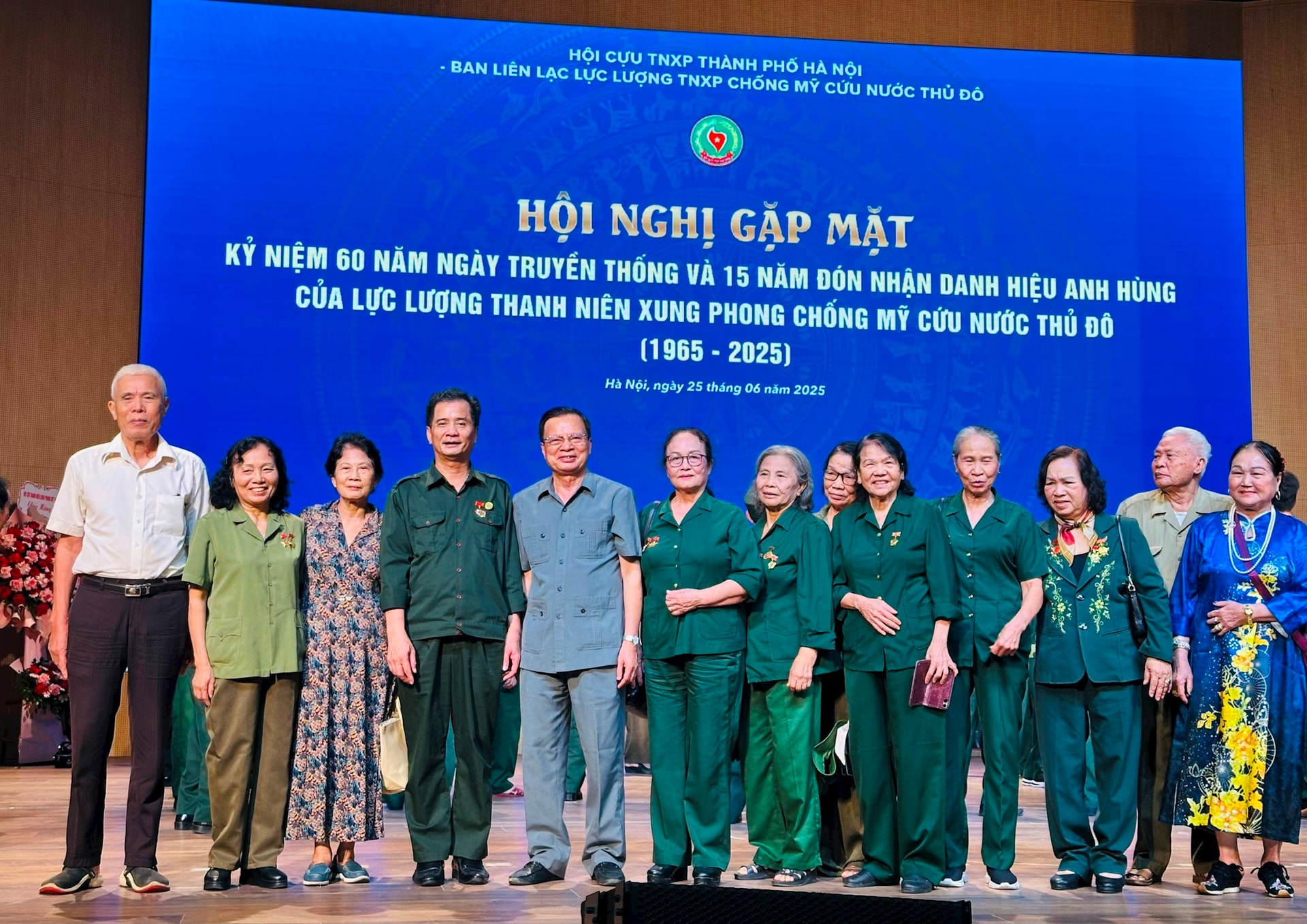 Tiếp nối truyền thống anh hùng xây dựng Thủ đô thời kỳ mới- Ảnh 1.