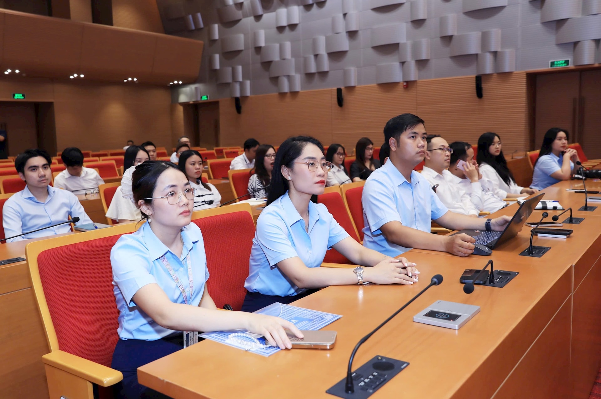 Tập huấn quy trình giải quyết thủ tục hành chính theo mô hình chính quyền địa phương hai cấp- Ảnh 3.