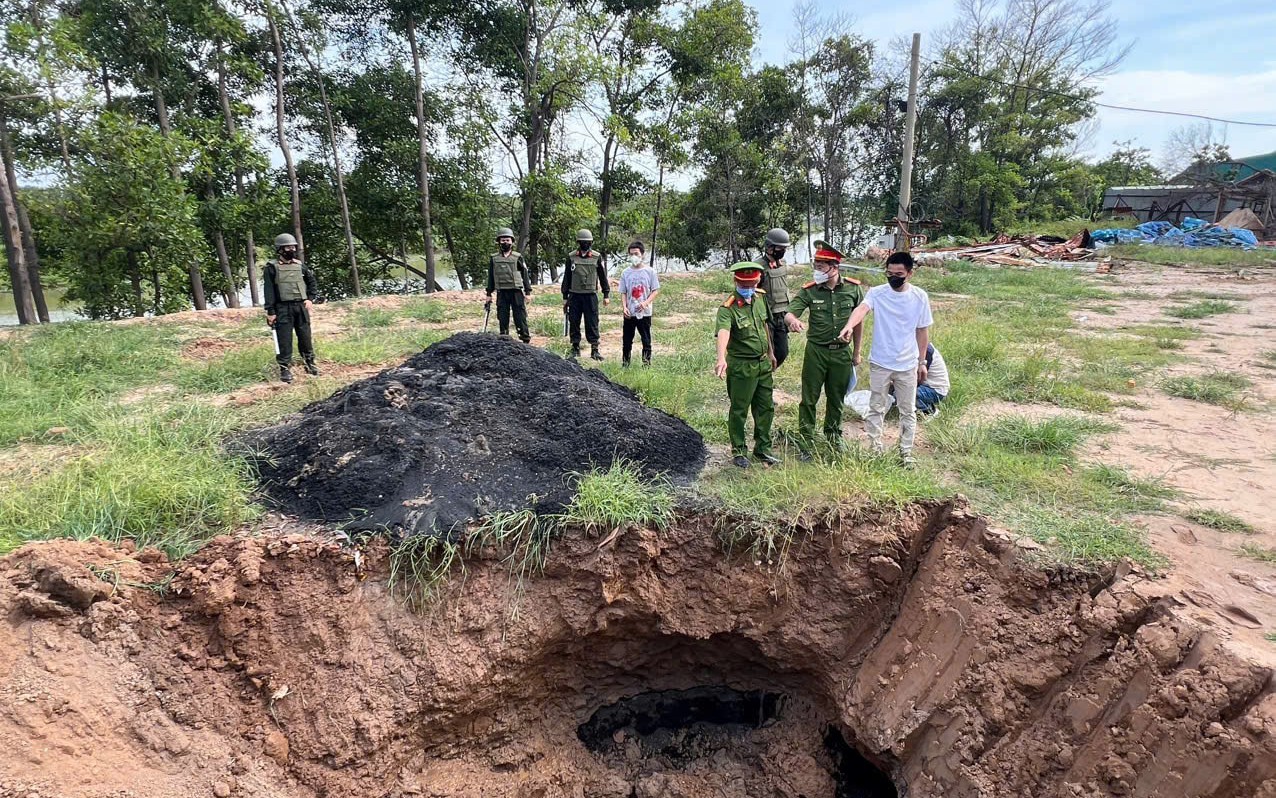 Nơi các đối tượng chôn lấp chất thải công nghiệp