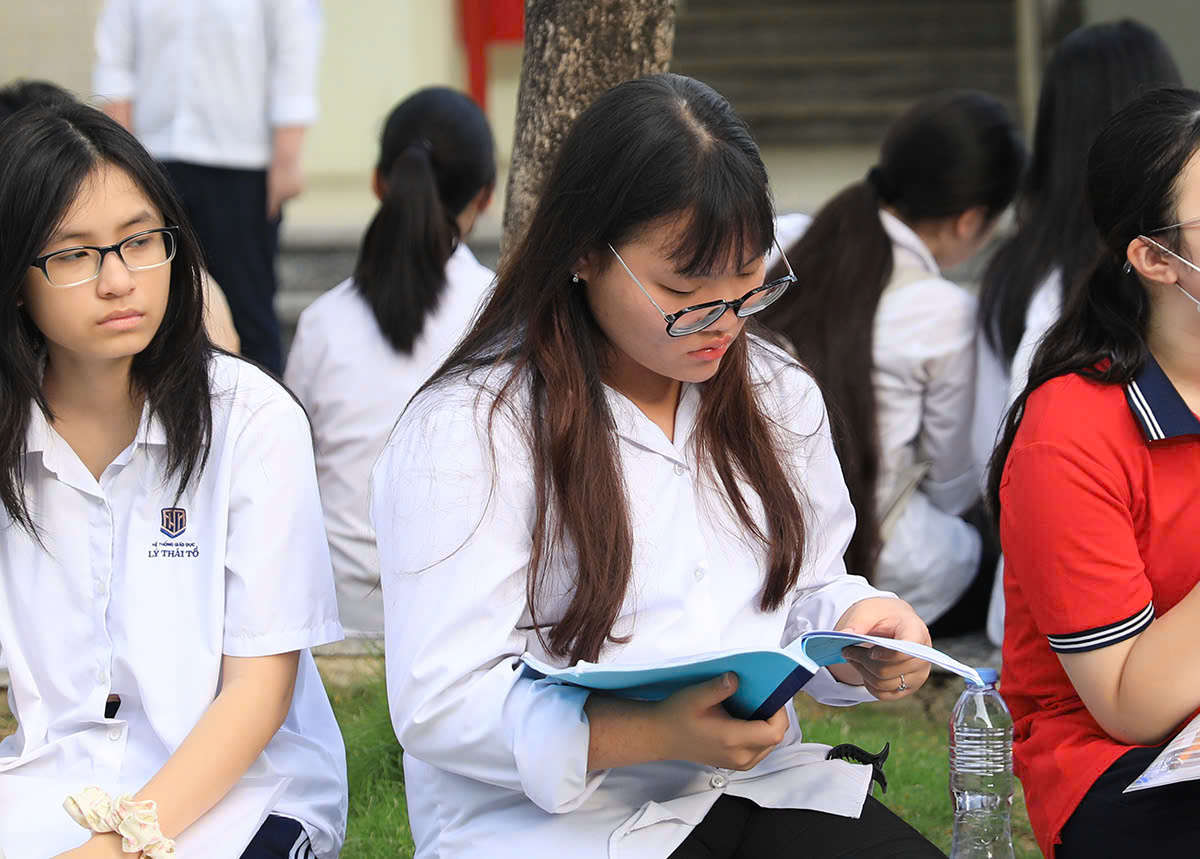 Học sinh Hà Nội tự tin bước vào kỳ thi lớp 10 THPT năm học 2025-2026- Ảnh 5.