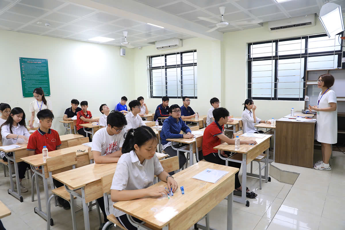 Học sinh Hà Nội tự tin bước vào kỳ thi lớp 10 THPT năm học 2025-2026- Ảnh 10.