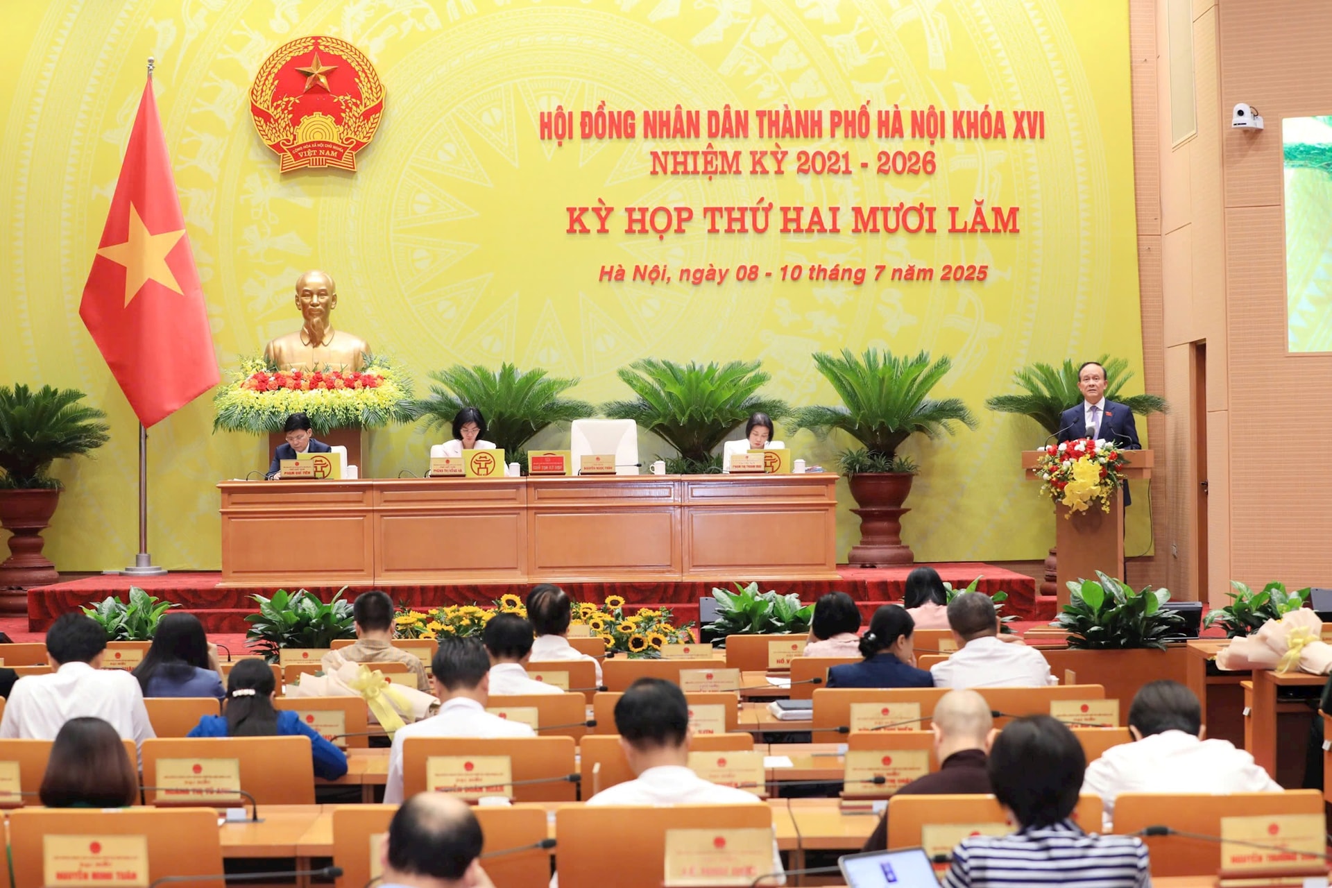 Bế mạc kỳ họp thứ hai mươi lăm, HĐND thành phố Hà Nội- Ảnh 1.