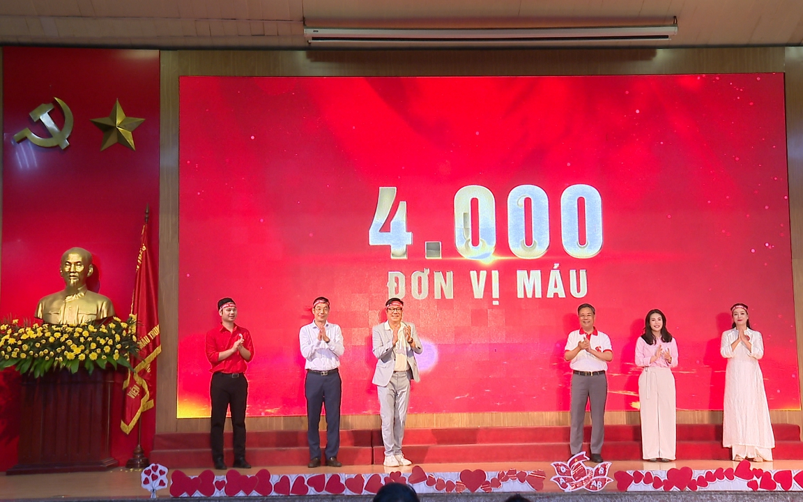 Ngày hội hiến máu “Giọt hồng tri ân” tại Hà Nội