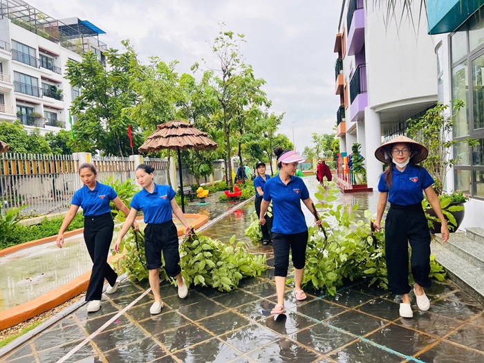 Hà Nội yêu cầu trường học chủ động ứng phó với bão số 3- Ảnh 1.
