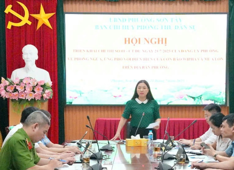 Phường Sơn Tây triển khai phương án bảo đảm an toàn, ứng phó với mưa, bão- Ảnh 2.
