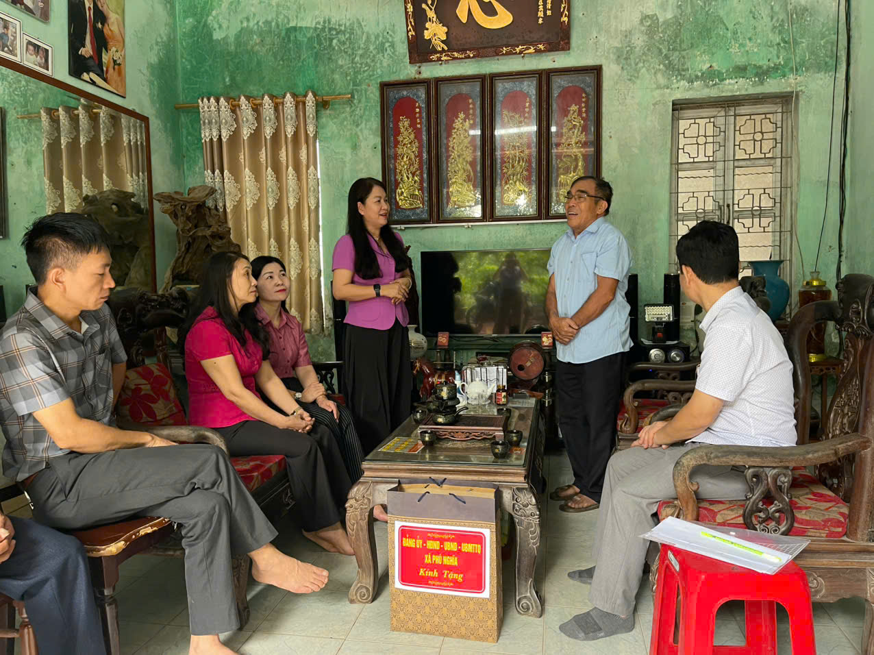 Xã Phú Nghĩa thăm tặng quà tri ân các gia đình chính sách- Ảnh 20.