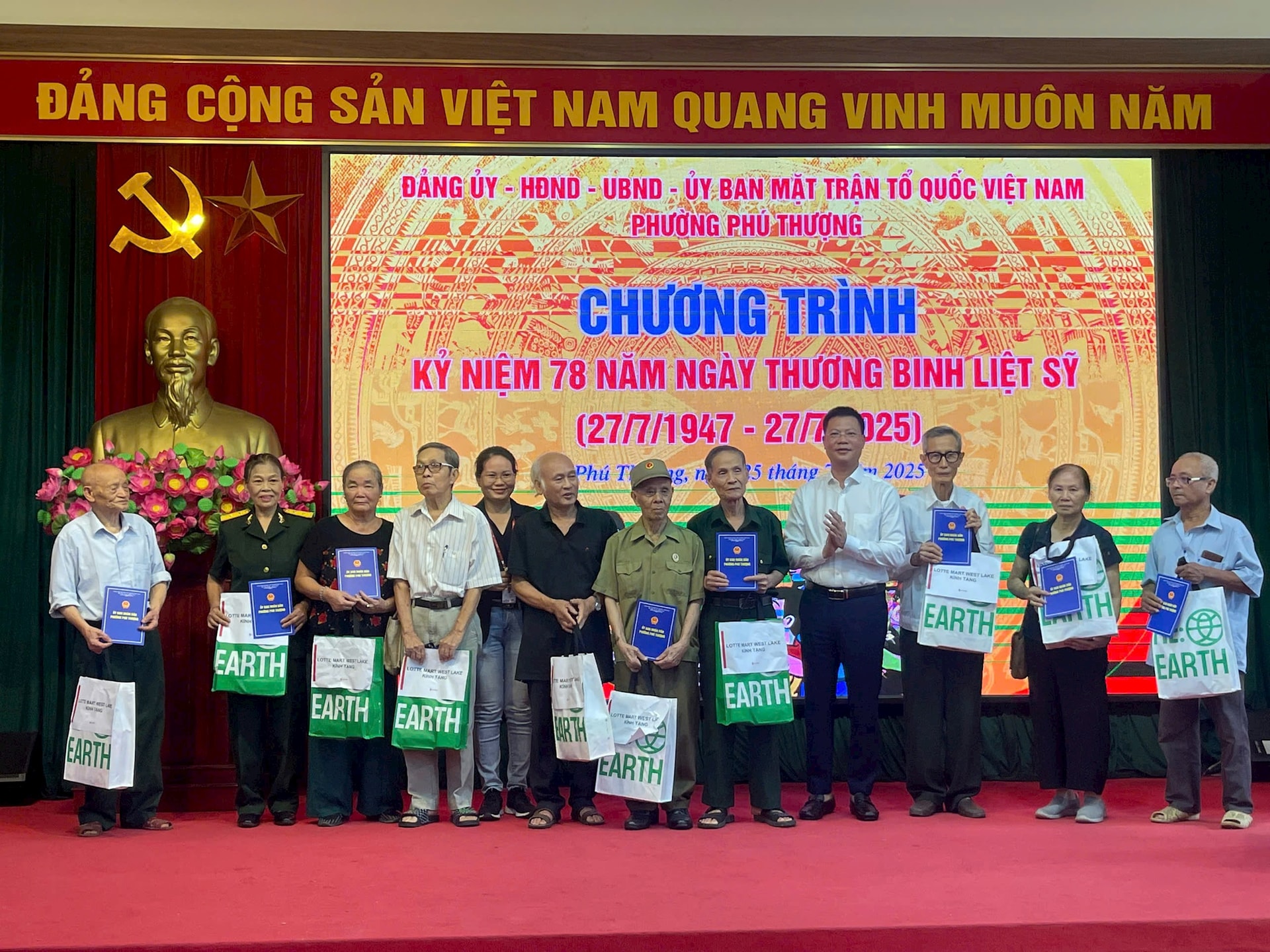 Phường Phú Thượng tri ân các gia đình thương binh, liệt sĩ- Ảnh 3.