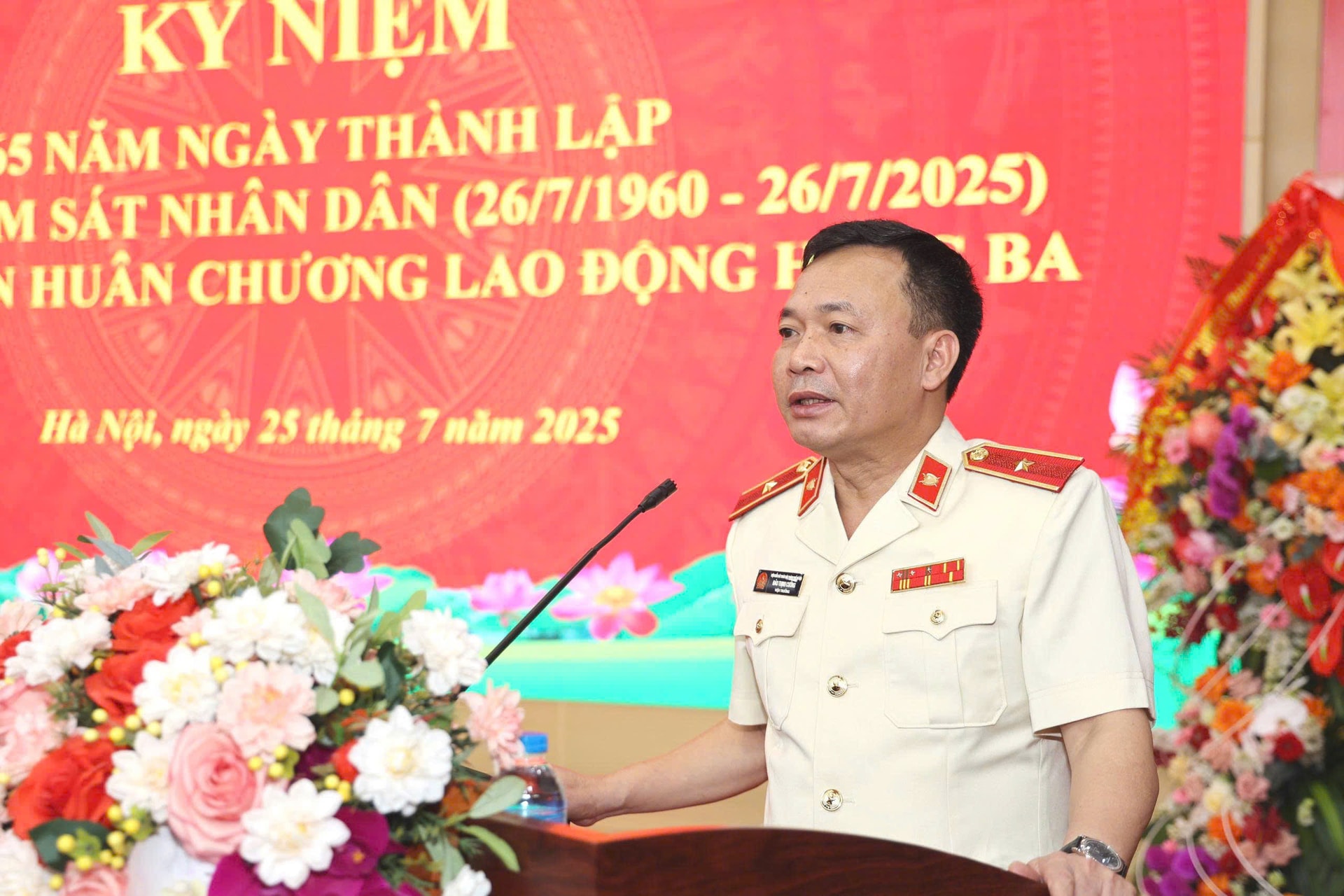 Viện Kiểm sát nhân dân thành phố Hà Nội đón nhận Huân chương Lao động hạng Ba- Ảnh 4.