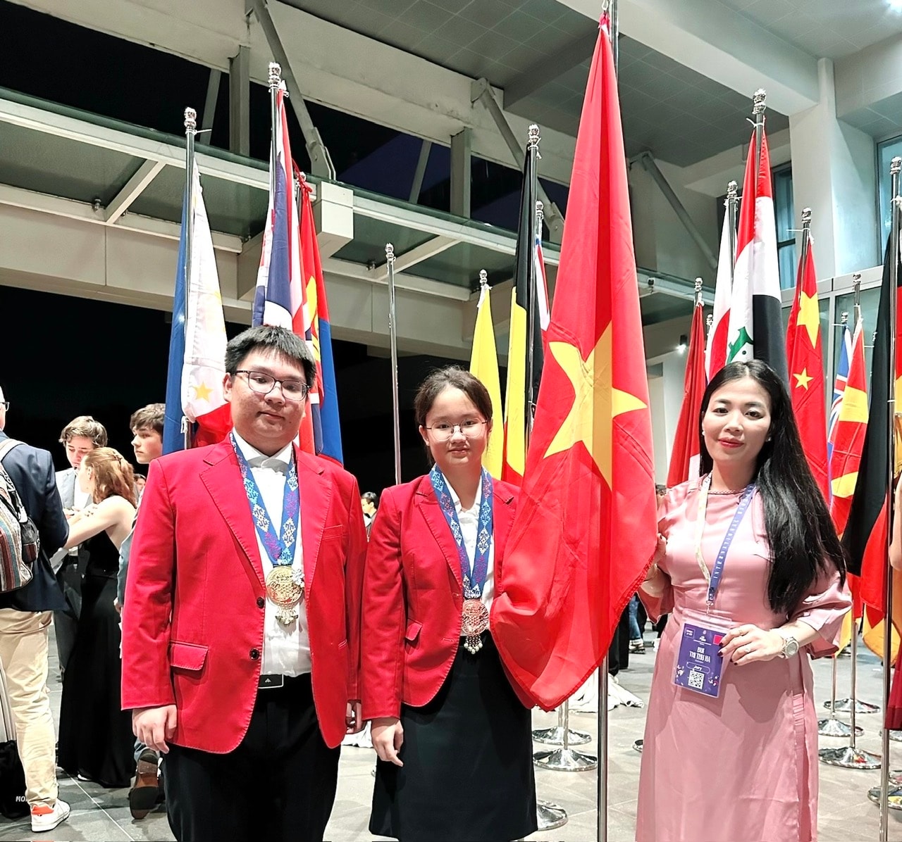 Học sinh Thủ đô góp sức đưa Việt Nam vào top 10 tại Olympic sinh học quốc tế- Ảnh 1.