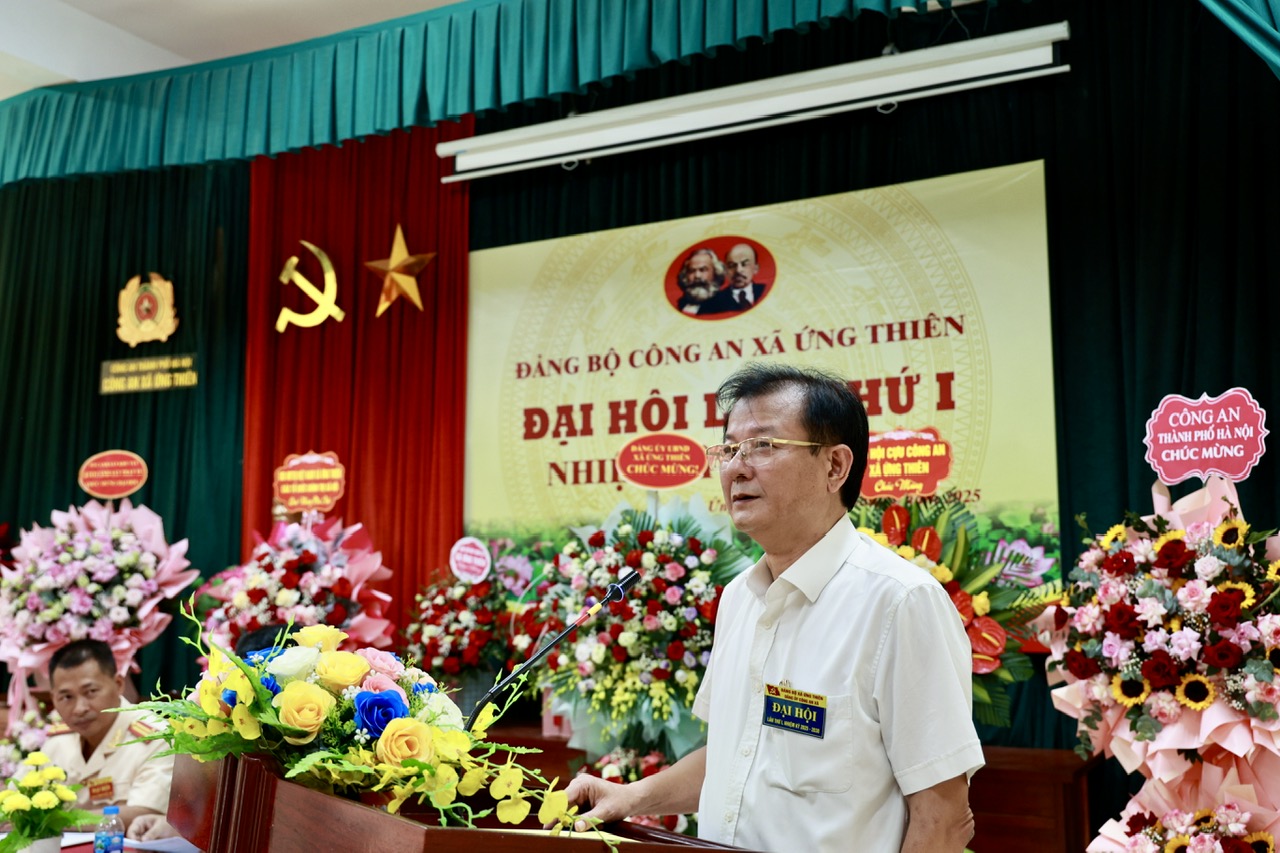 Đại hội Đảng bộ Công an xã Ứng Thiên lần thứ I: Định hướng phát triển vững chắc trong giai đoạn mới- Ảnh 3. Đại hội Đảng bộ Công an xã Ứng Thiên lần thứ I: Định hướng phát triển vững chắc trong giai đoạn mới- Ảnh 3.