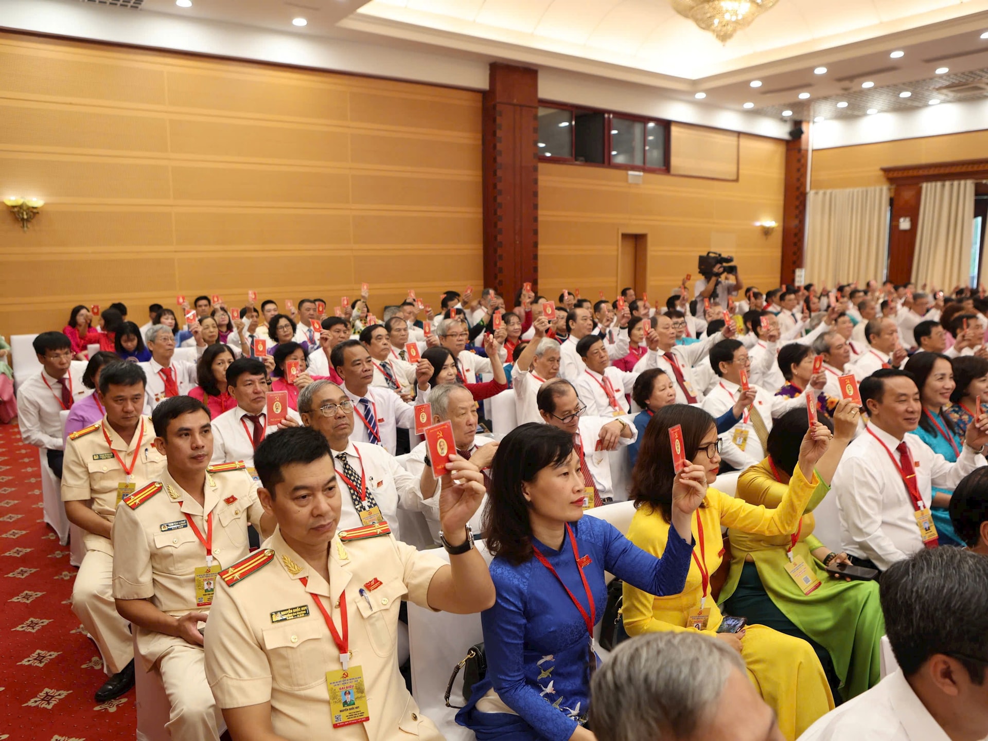 Xây dựng và phát triển phường Ba Đình thực sự trở thành đầu tàu, đơn vị kiểu mẫu của Thủ đô- Ảnh 5.