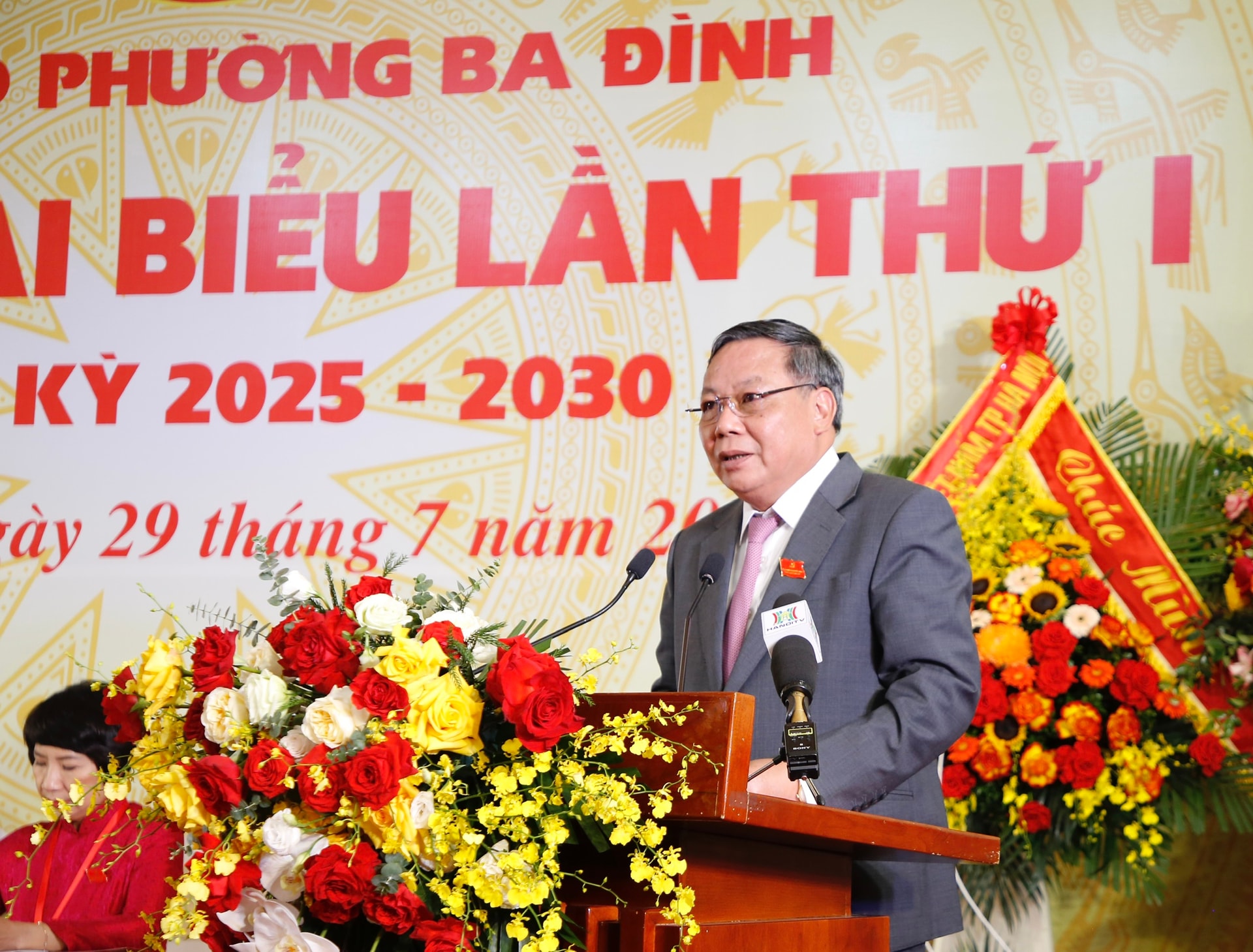 Xây dựng và phát triển phường Ba Đình thực sự trở thành đầu tàu, đơn vị kiểu mẫu của Thủ đô- Ảnh 6.