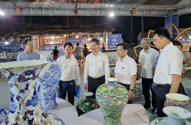 Hà Nội tổ chức Hội chợ quà tặng 2025: Tinh hoa Thủ đô vươn tầm quốc tế- Ảnh 1.
