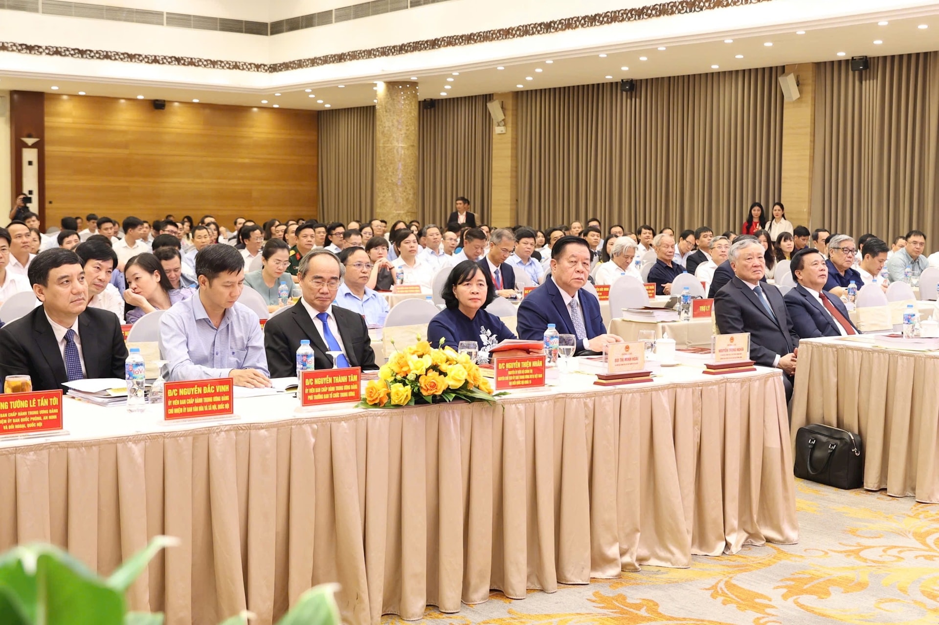 Hanoi hosts national conference on significance of August Revolution and National Day- Ảnh 2. Hanoi hosts national conference on significance of August Revolution and National Day- Ảnh 2.