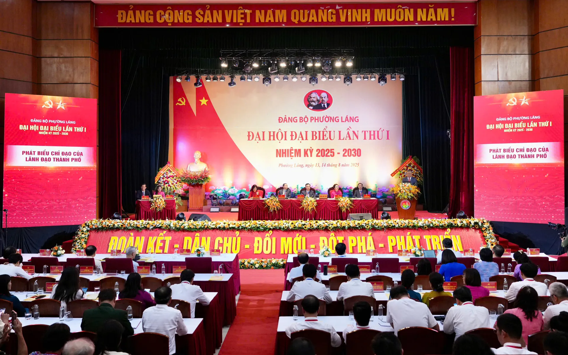 Quang cảnh Đại hội