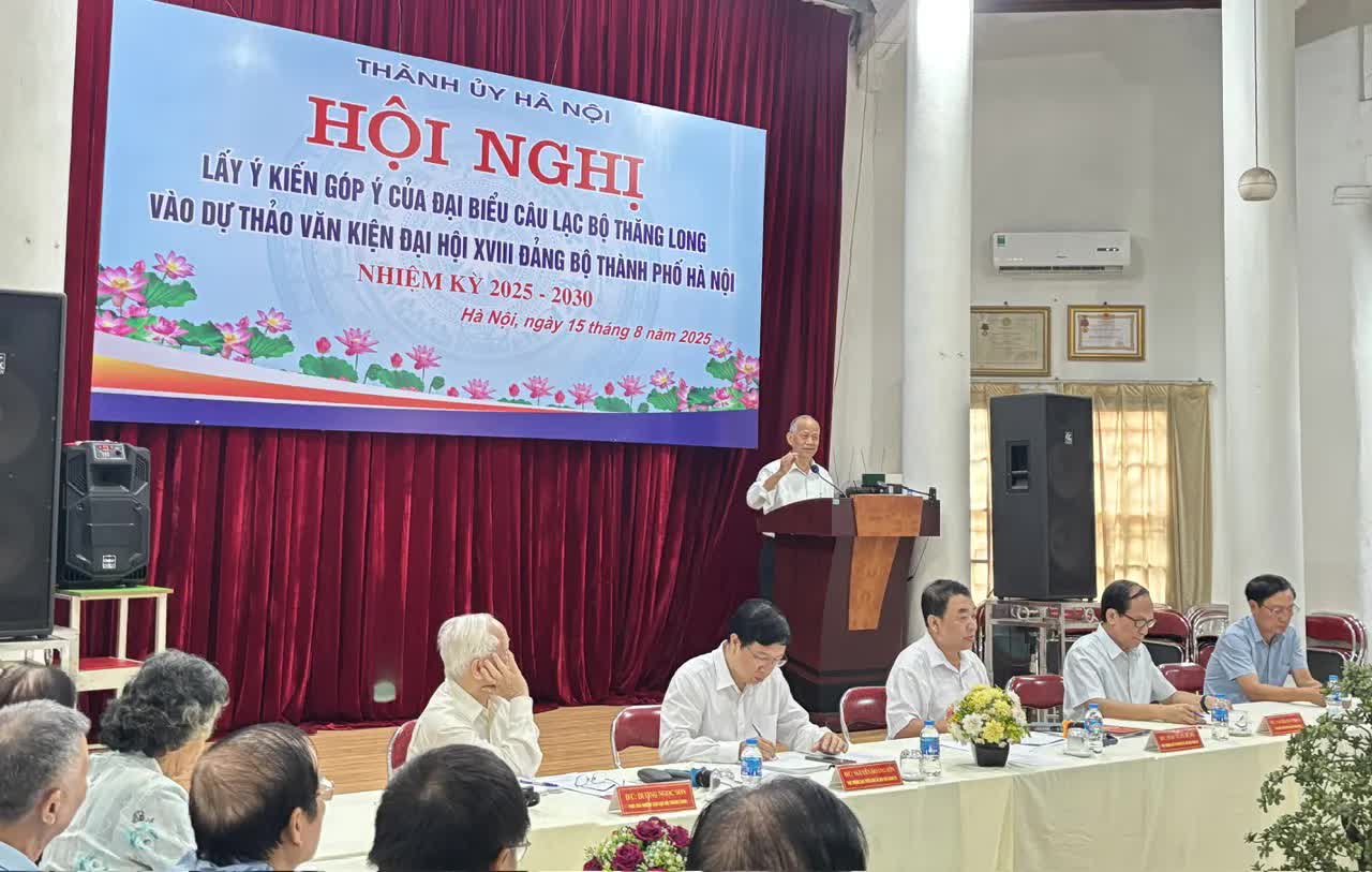 Đại biểu Câu lạc bộ Thăng Long góp ý Dự thảo Báo cáo Chính trị Đại hội XVIII Đảng bộ Thành phố- Ảnh 3.