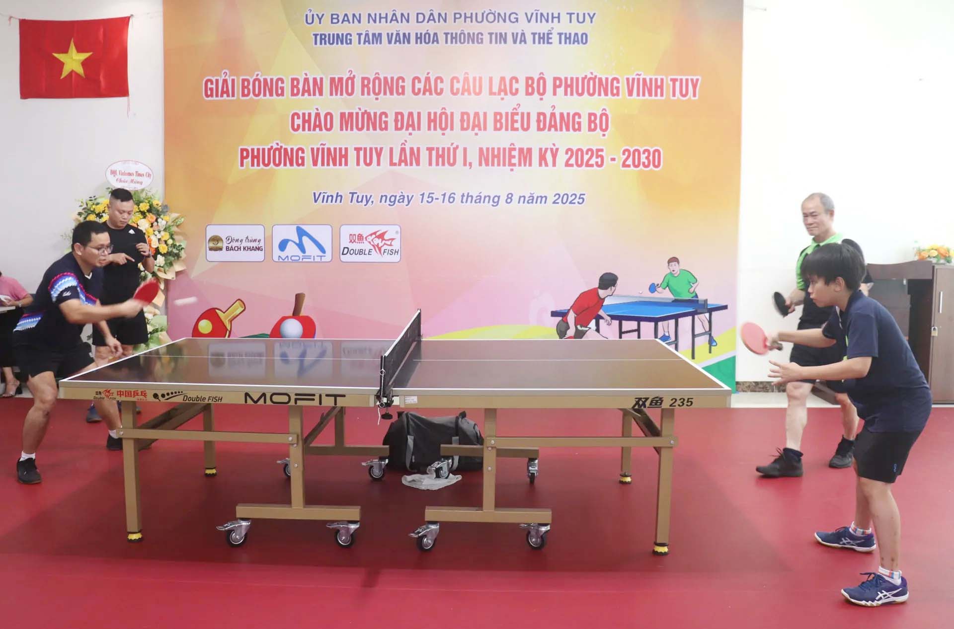 Phường Vĩnh Tuy: Sôi nổi chùm hoạt động thể thao chào mừng Đại hội đại biểu Đảng bộ phường lần thứ I- Ảnh 8. Phường Vĩnh Tuy: Sôi nổi chùm hoạt động thể thao chào mừng Đại hội đại biểu Đảng bộ phường lần thứ I- Ảnh 8.