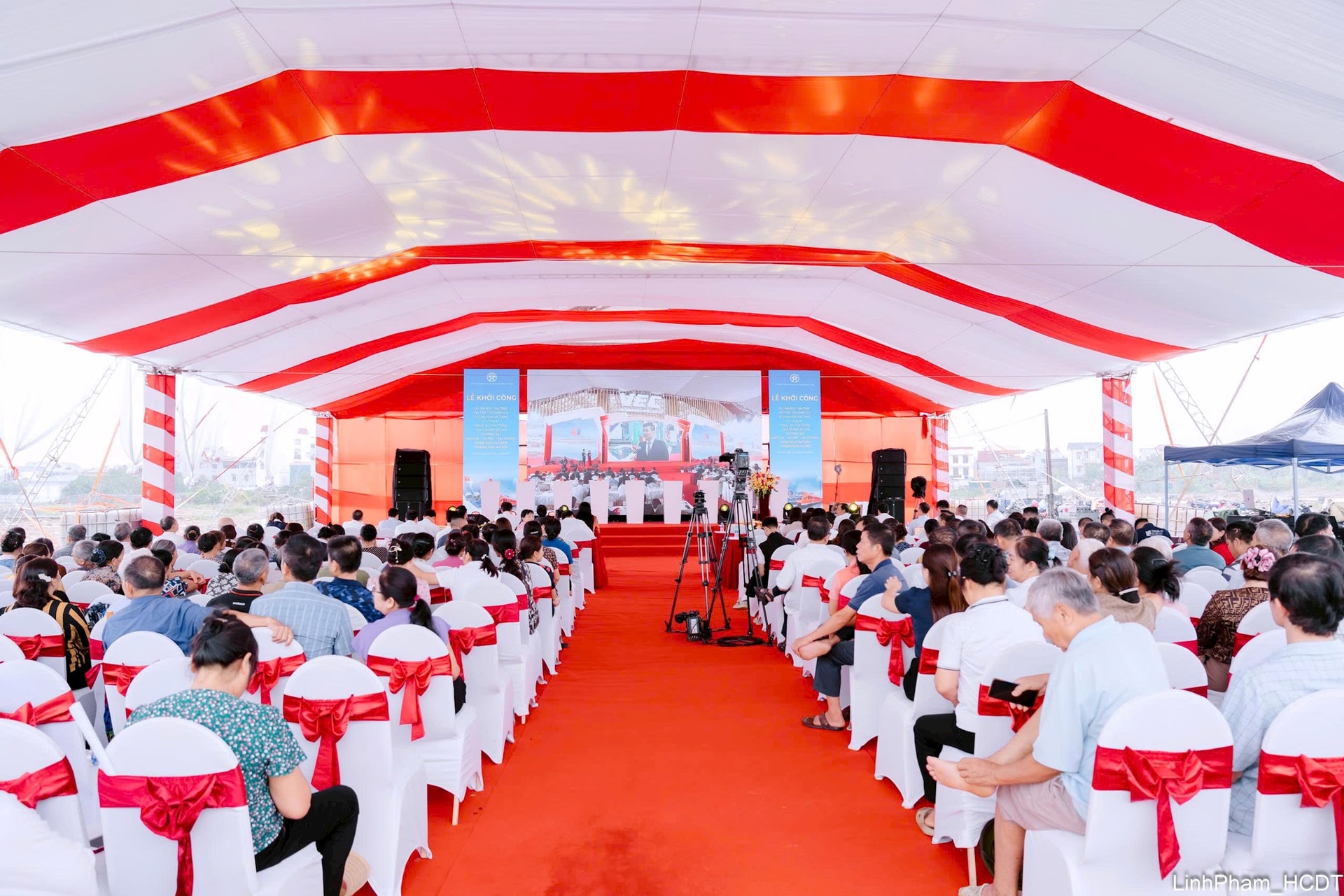 Hanoi breaks ground construction of resettlement site for Lao Cai – Hanoi – Haiphong railway- Ảnh 1. Hanoi breaks ground construction of resettlement site for Lao Cai – Hanoi – Haiphong railway- Ảnh 1.