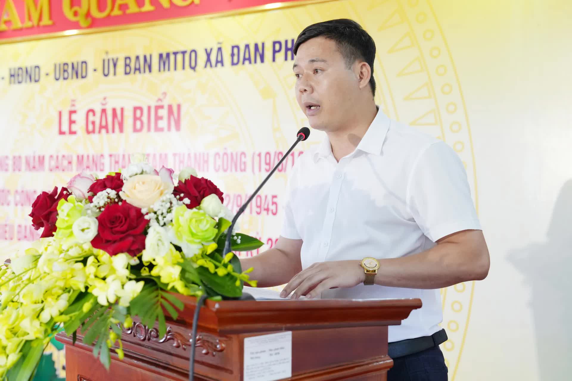 Xã Đan Phượng gắn biển công trình chào mừng Quốc khánh 2/9- Ảnh 2.