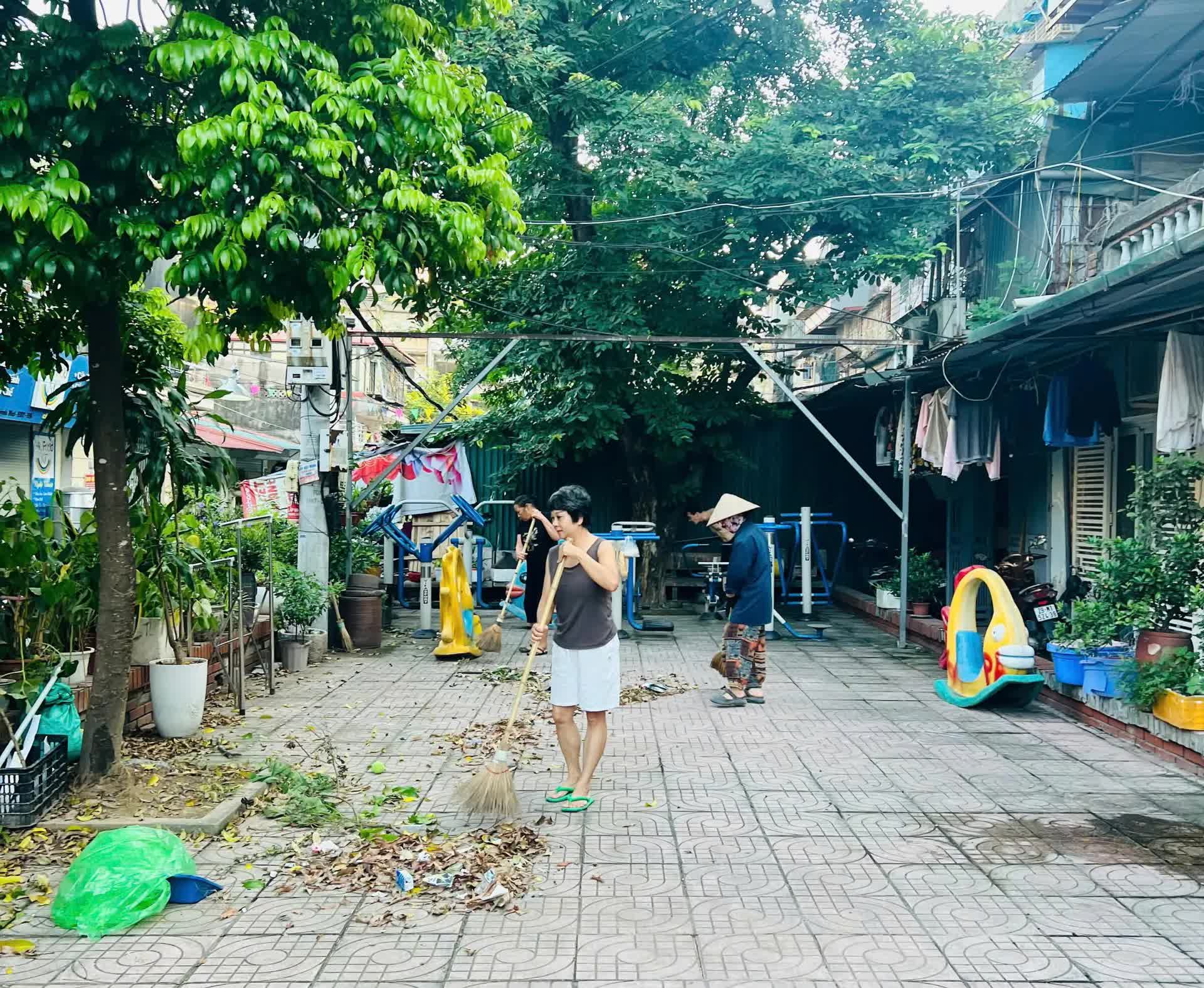 Phường Bạch Mai: Duy trì tổng vệ sinh môi trường định kỳ, thường xuyên- Ảnh 3.