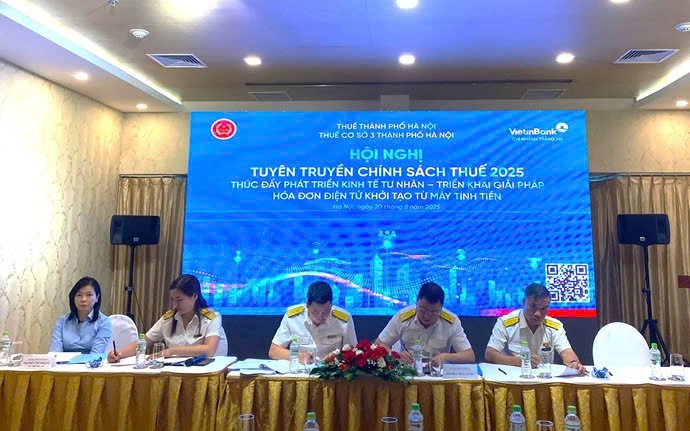 Hội nghị tuyên truyền, phổ biến chính sách thuế năm 2025; Thúc đẩy phát triển kinh tế tư nhân và Triển khai giải pháp hóa đơn điện tử khởi tạo từ máy tính tiền.