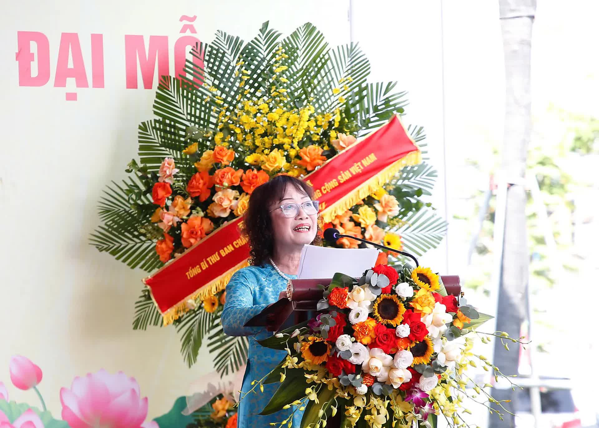 Gắn biển tên 2 tuyến phố Lê Giản và Bạch Thành Phong- Ảnh 4.