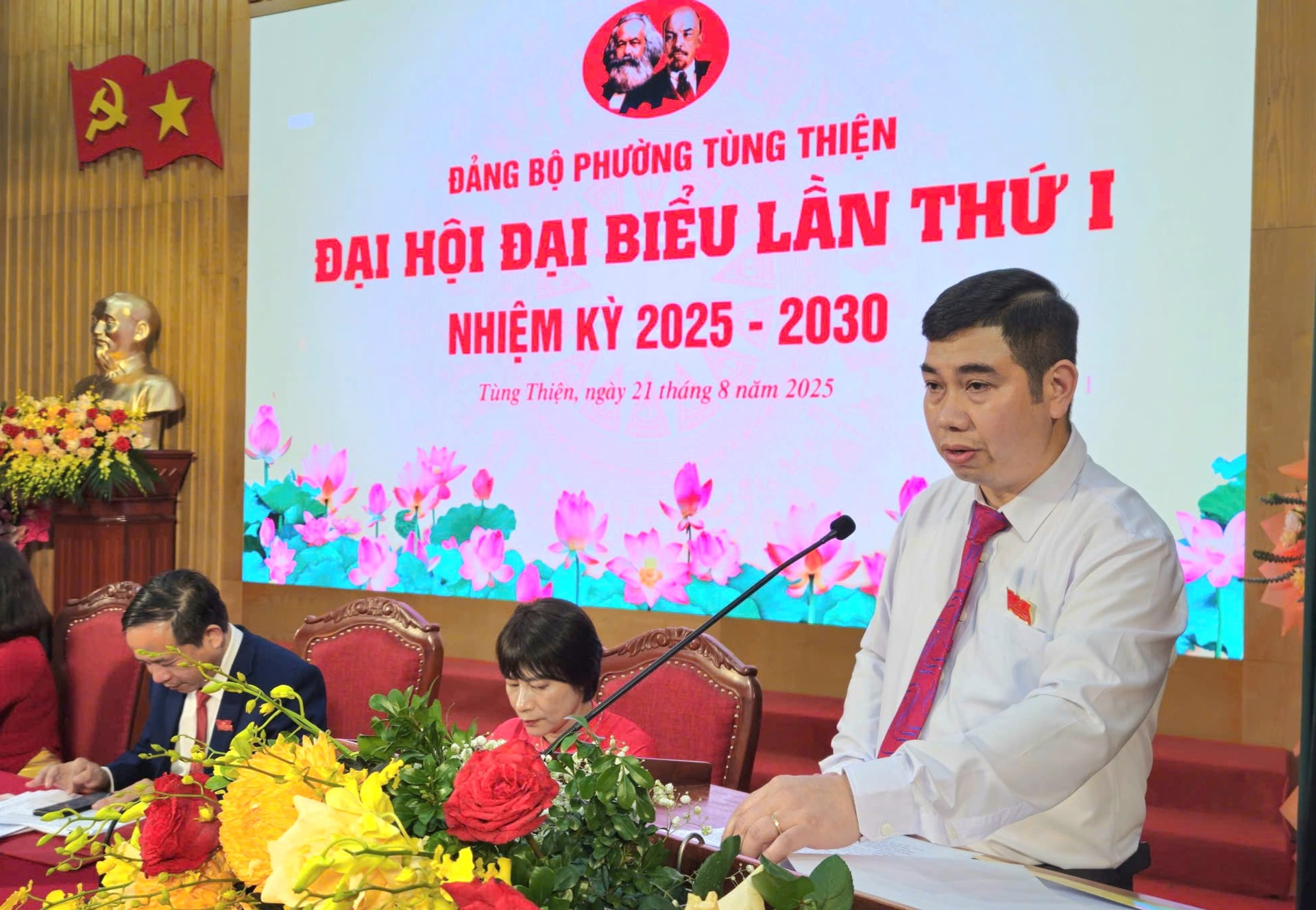 Tạo nhiều đột phá mới, xây dựng phường Tùng Thiện ngày càng giàu đẹp, văn minh- Ảnh 4.