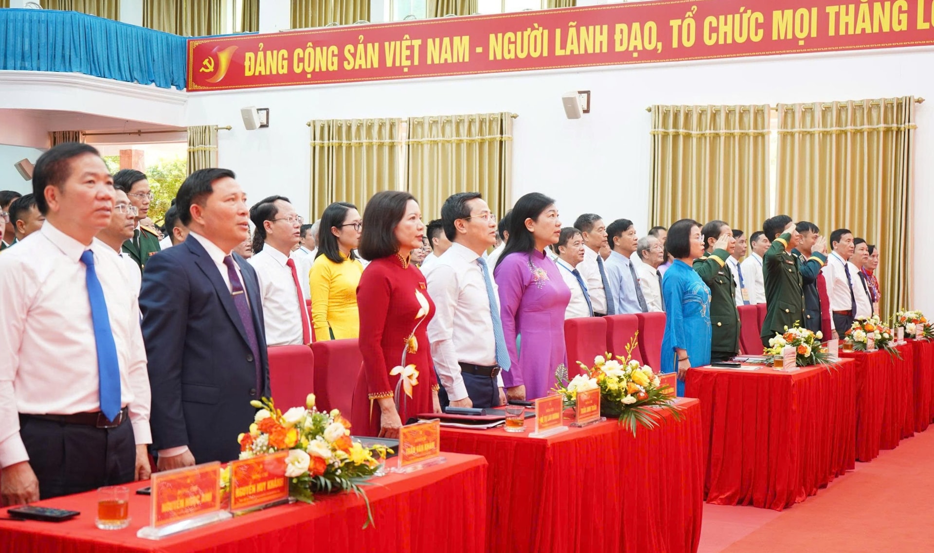 Tạo nhiều đột phá mới, xây dựng phường Tùng Thiện ngày càng giàu đẹp, văn minh- Ảnh 3.