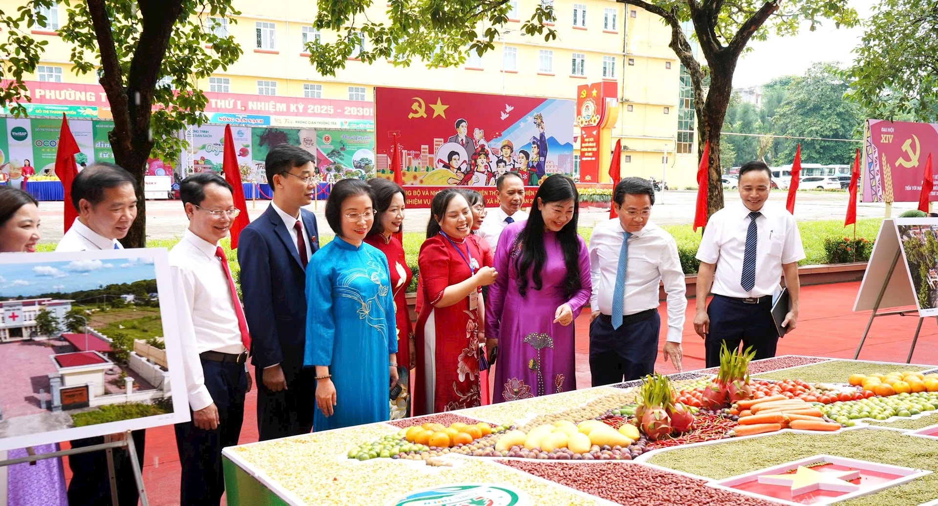 Tạo nhiều đột phá mới, xây dựng phường Tùng Thiện ngày càng giàu đẹp, văn minh- Ảnh 10.