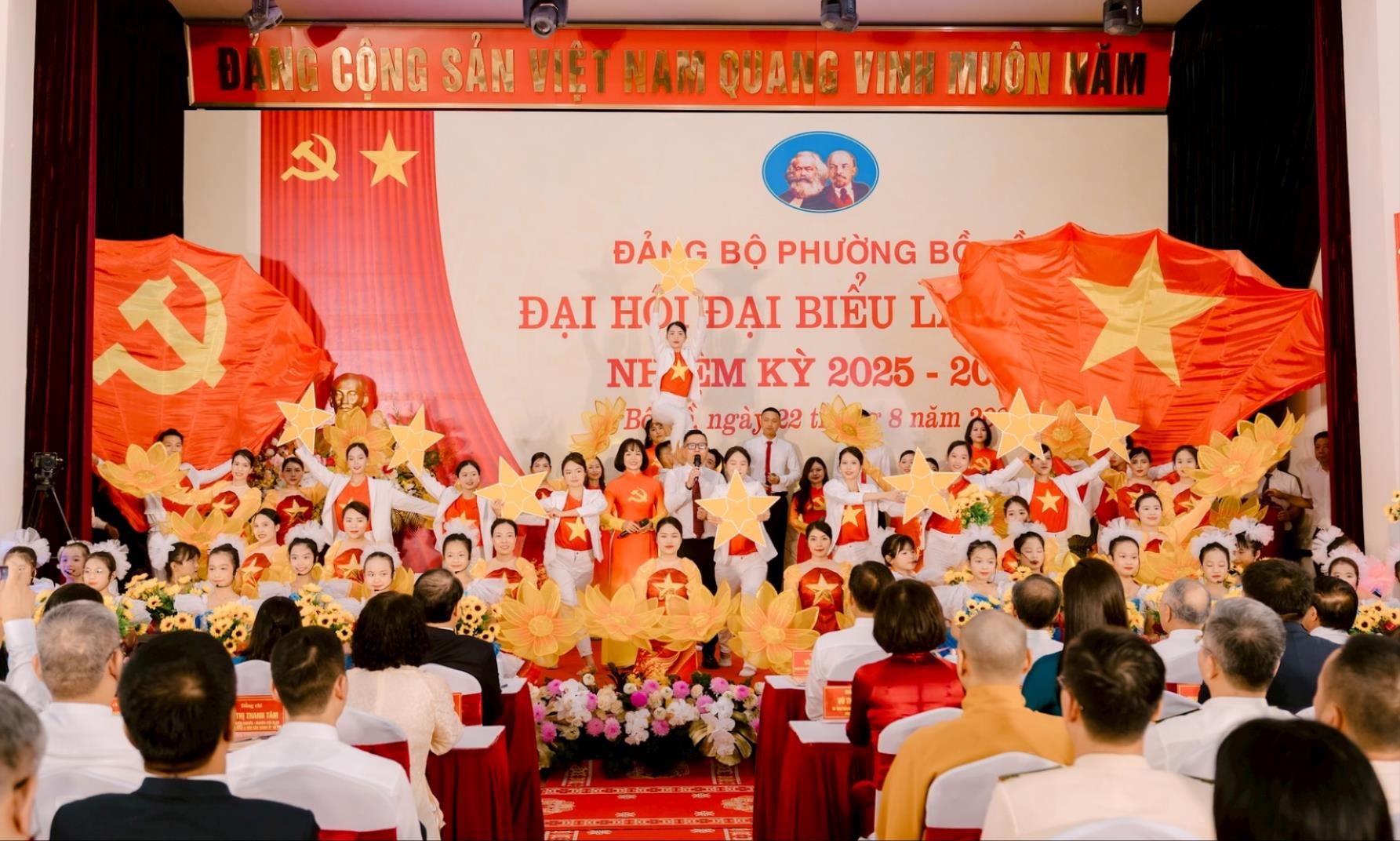 Thời cơ vàng để phường Bồ Đề phát triển bứt phá, xứng đáng với vị thế địa bàn năng động, sáng tạo của Thủ đô- Ảnh 1.