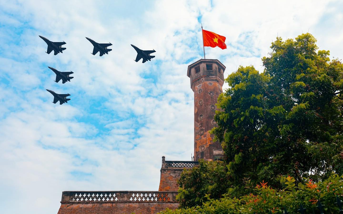 Hà Nội chỉ đạo đảm bảo điều kiện phục vụ Lễ kỷ niệm 80 năm Cách mạng Tháng Tám và Quốc khánh 2/9