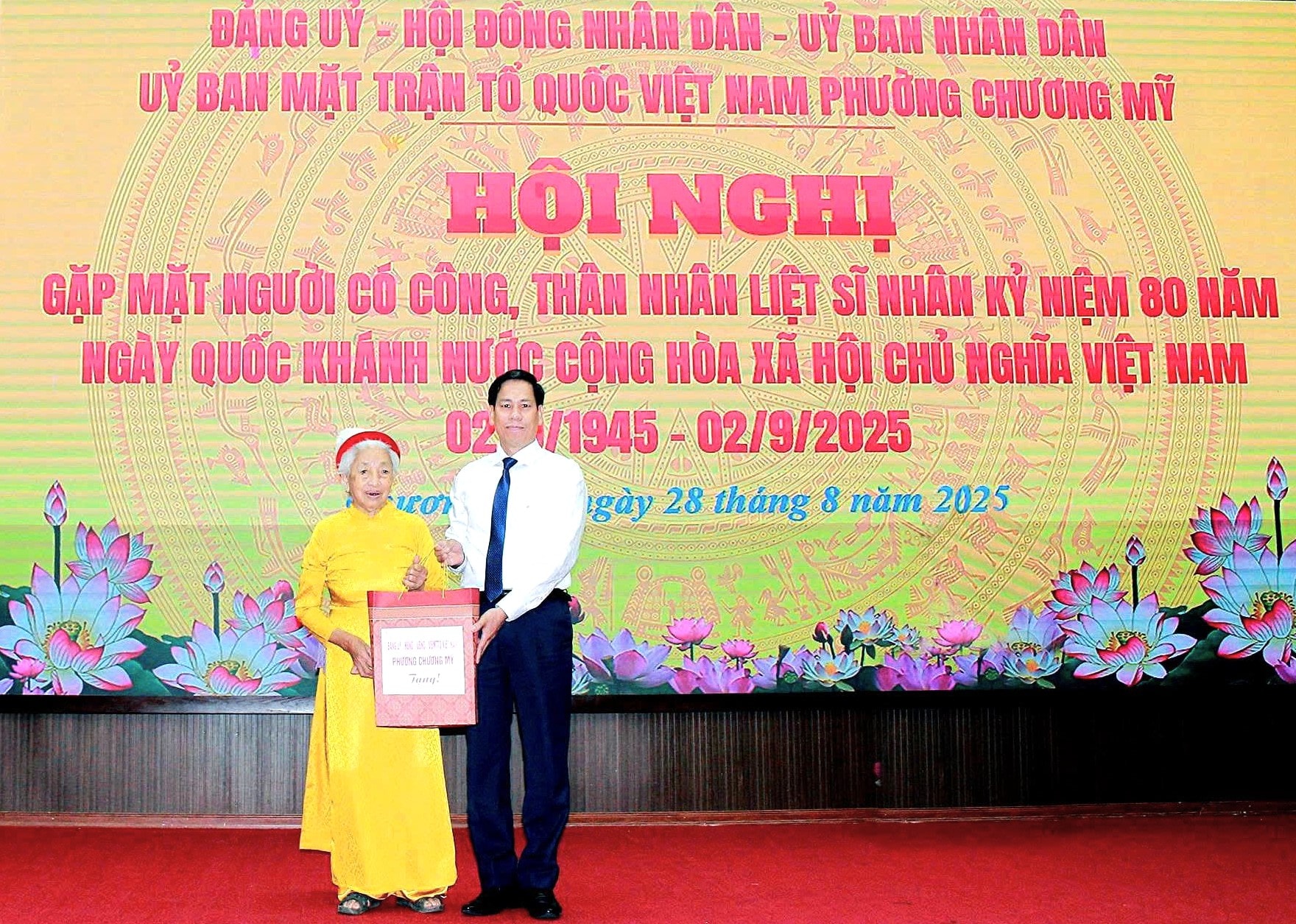 Phường Chương Mỹ: Tri ân người có công, thân nhân liệt sĩ- Ảnh 2.
