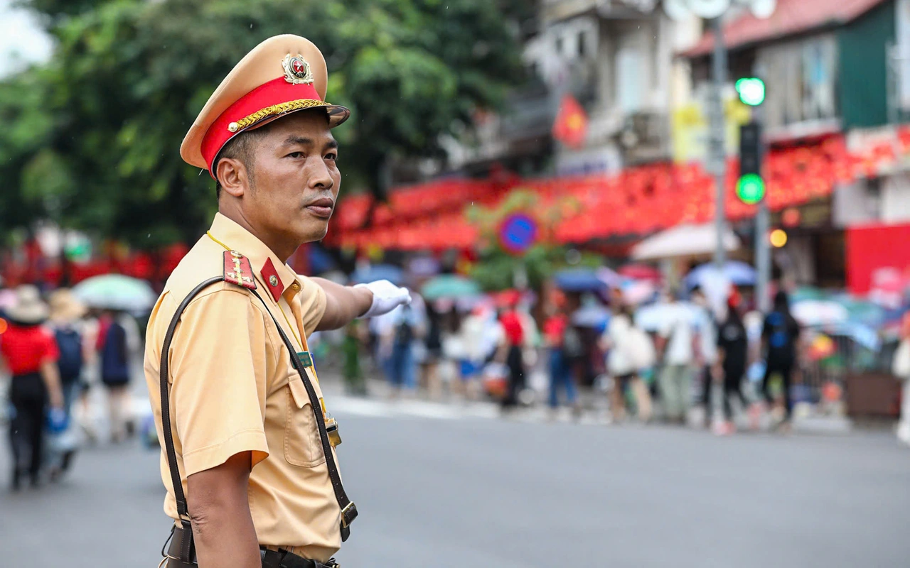 Cấm triệt để, tạm cấm, hạn chế phương tiện lưu thông trên một số tuyến đường phục vụ chương trình tổng duyệt A80 từ 22h ngày 29/8 đến 13h ngày 30/8.