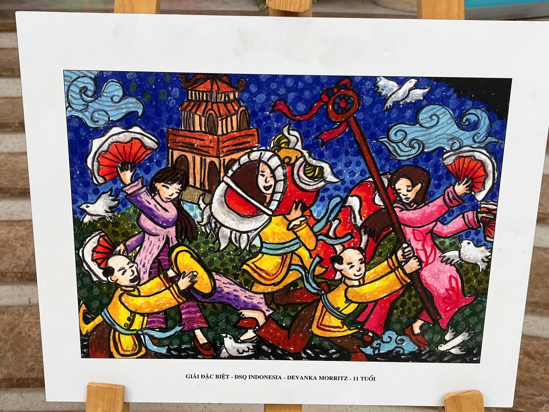 Phát động Cuộc thi vẽ tranh thiếu nhi quốc tế “Em yêu Hà Nội - Thành phố vì hòa bình” năm 2025- Ảnh 4.