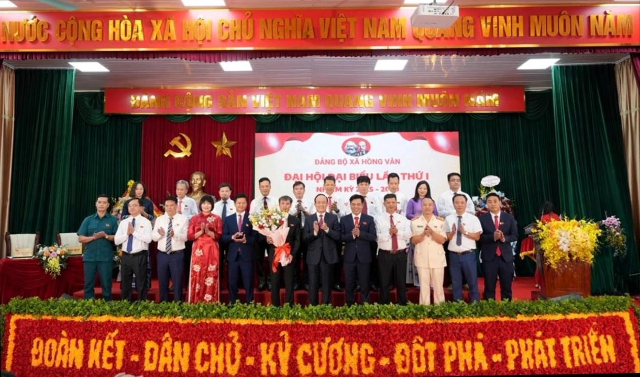 Xây dựng xã Hồng Vân xanh, sạch, trở thành miền quê đáng sống- Ảnh 4.
