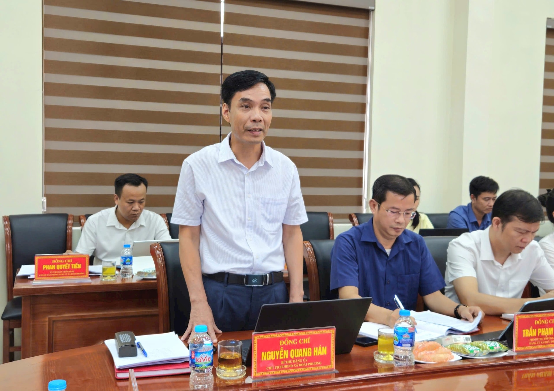 Chủ tịch Ủy ban MTTQ Việt Nam Thành phố làm việc với phường Tùng Thiện, xã Đoài Phương- Ảnh 4.