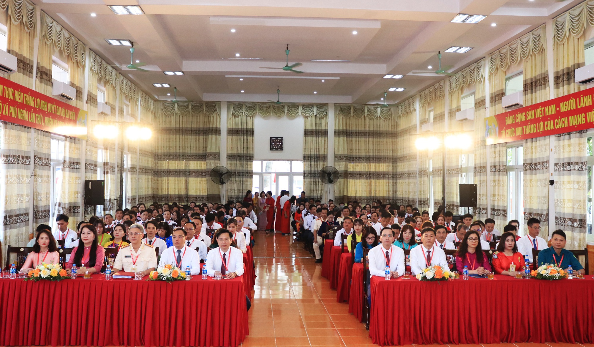 Đại hội đại biểu Đảng bộ xã Phú Nghĩa lần thứ I, nhiệm kỳ 2025-2030 tổ chức phiên trù bị- Ảnh 2.
